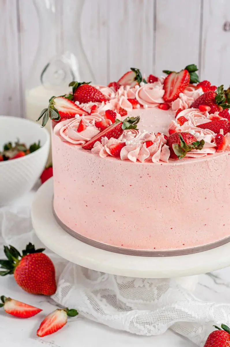 Gluten-Free Strawberry Cake (Dairy-Free)