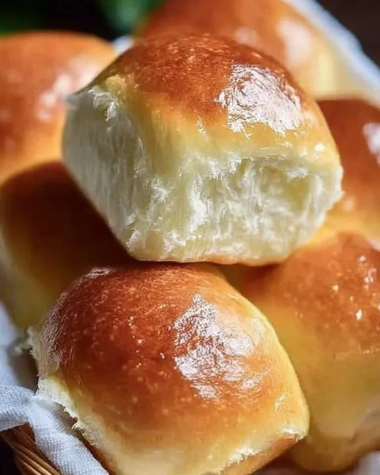 Soft and buttery dinner rolls fresh from the oven