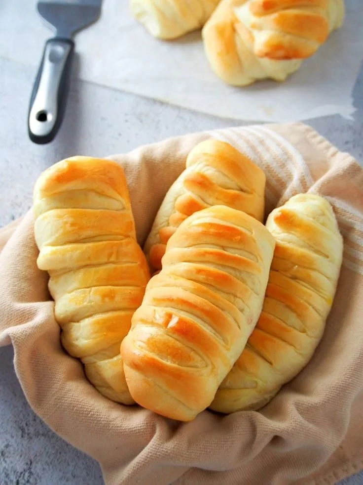 Strawberry Cream Buns